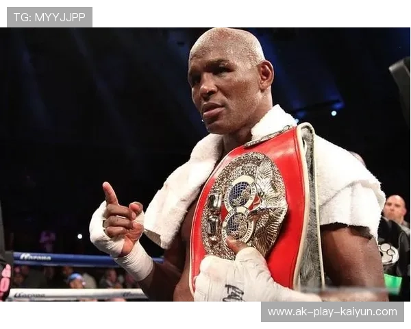 WBA拳击赛：甘巴·西蒙轻松KO对手成功卫冕